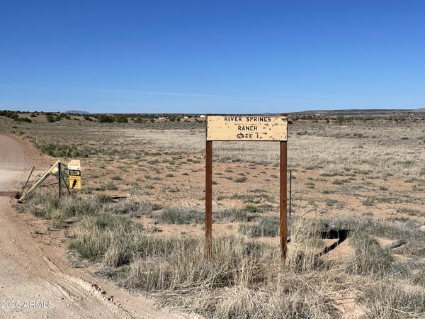 134 County Road N6404, Unit 162, St Johns, AZ 85936