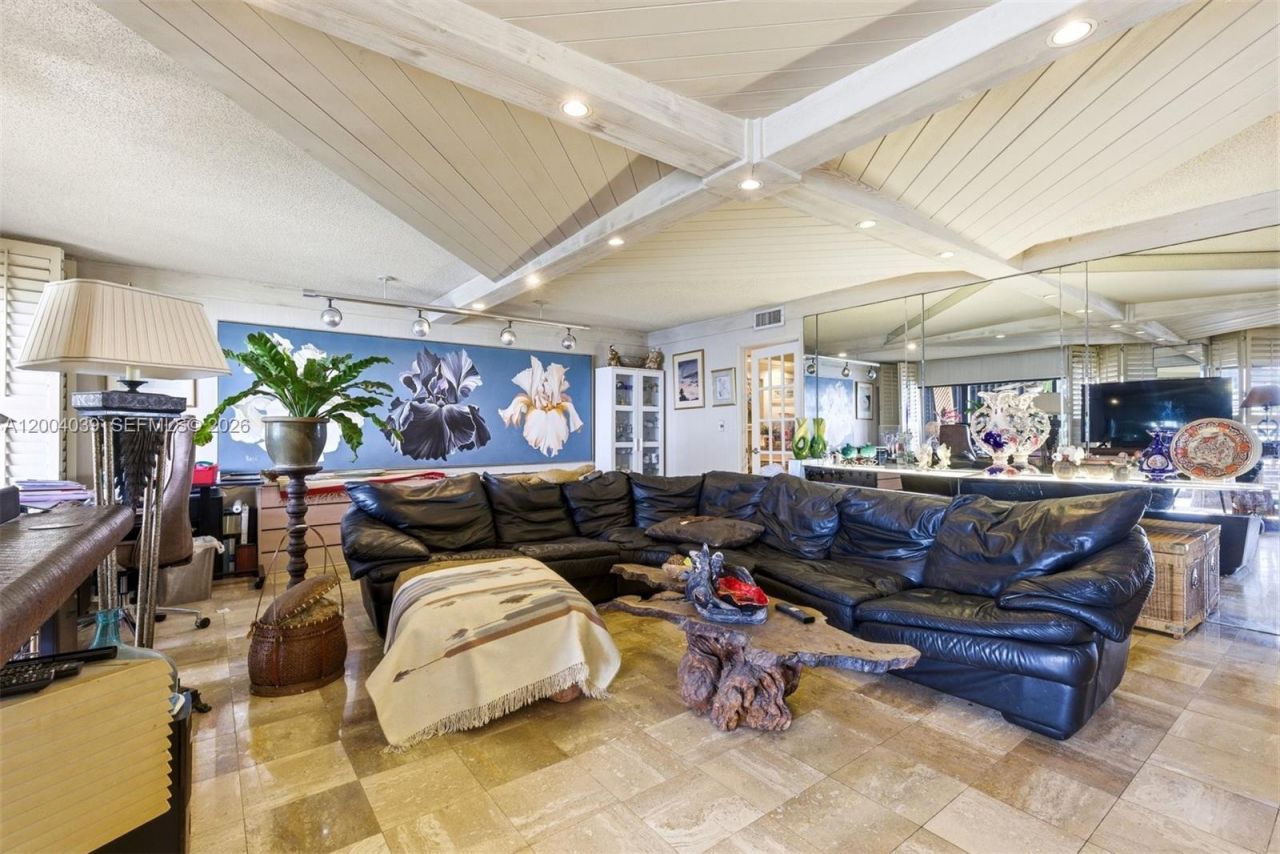 1800 NE 114th St, Unit 1505, Miami, FL 33181 Photo