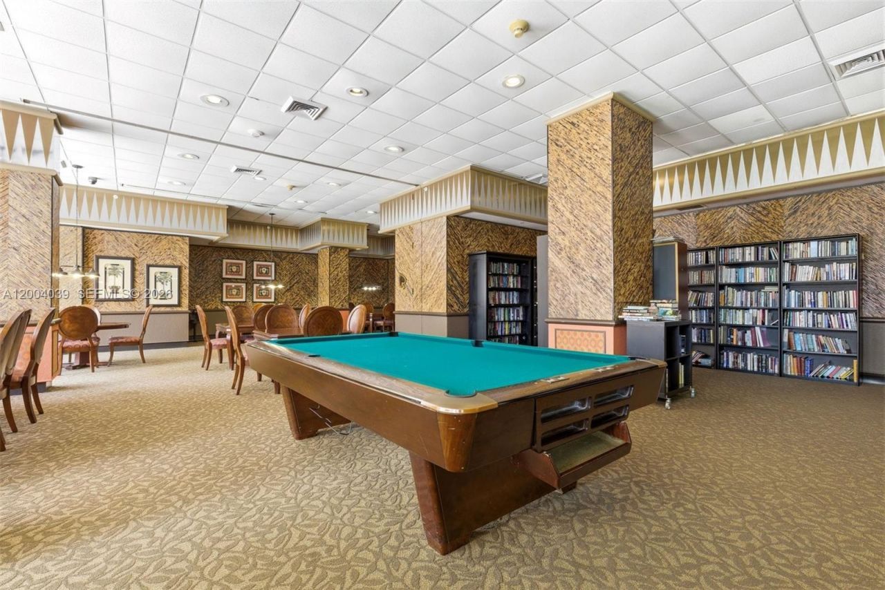 1800 NE 114th St, Unit 1505, Miami, FL 33181 Photo