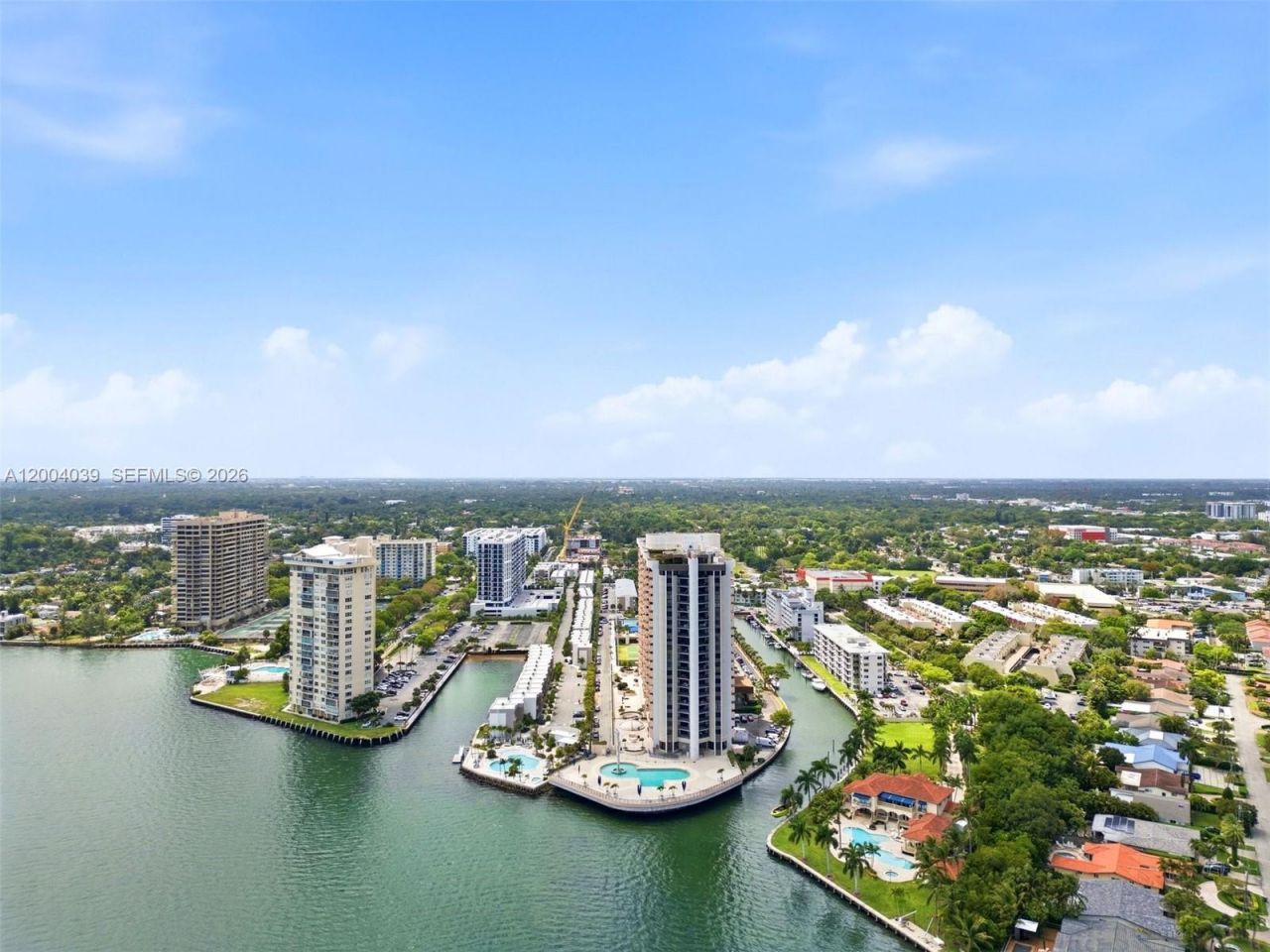 1800 NE 114th St, Unit 1505, Miami, FL 33181 Photo