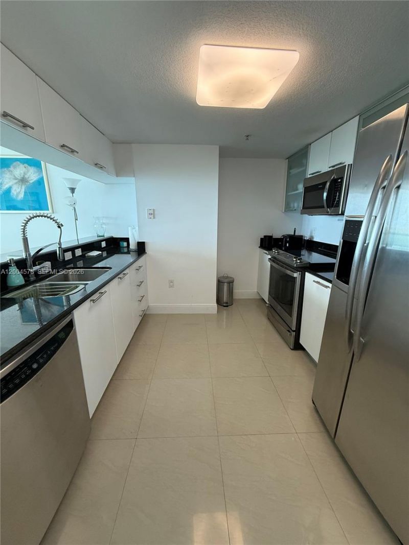 1800 N Bayshore Dr, Unit 2107, Miami, FL 33132 Photo