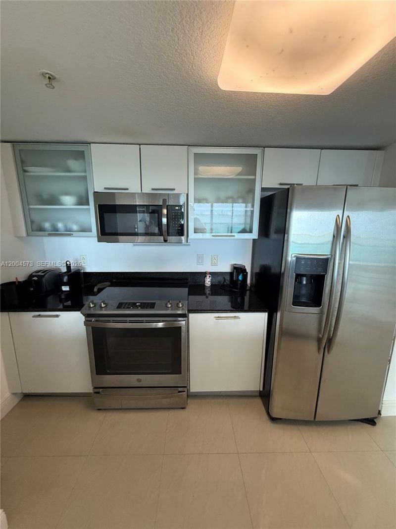 1800 N Bayshore Dr, Unit 2107, Miami, FL 33132 Photo