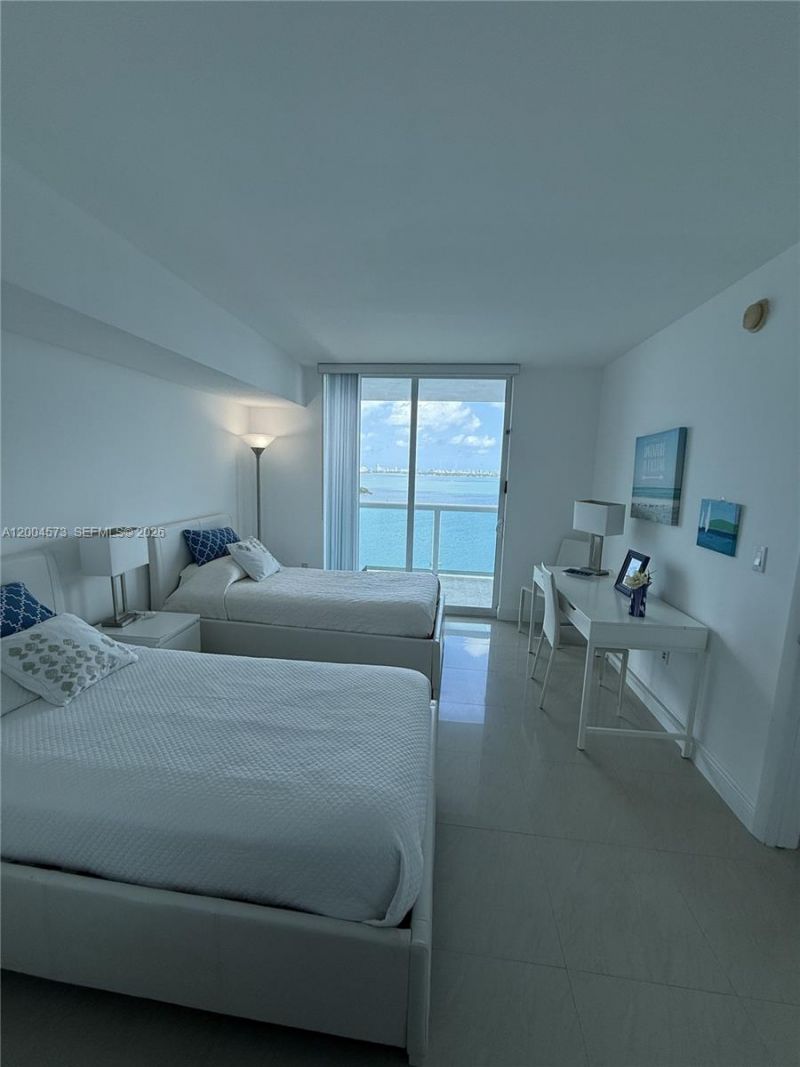 1800 N Bayshore Dr, Unit 2107, Miami, FL 33132 Photo