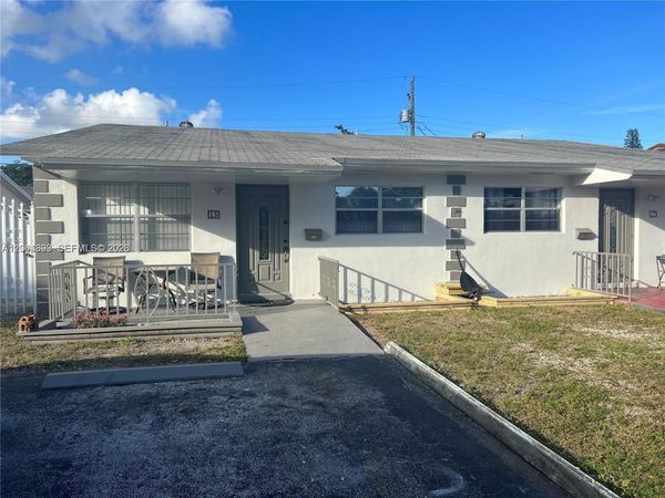 15 SE 13th St , Unit 17, Dania Beach, FL 33004