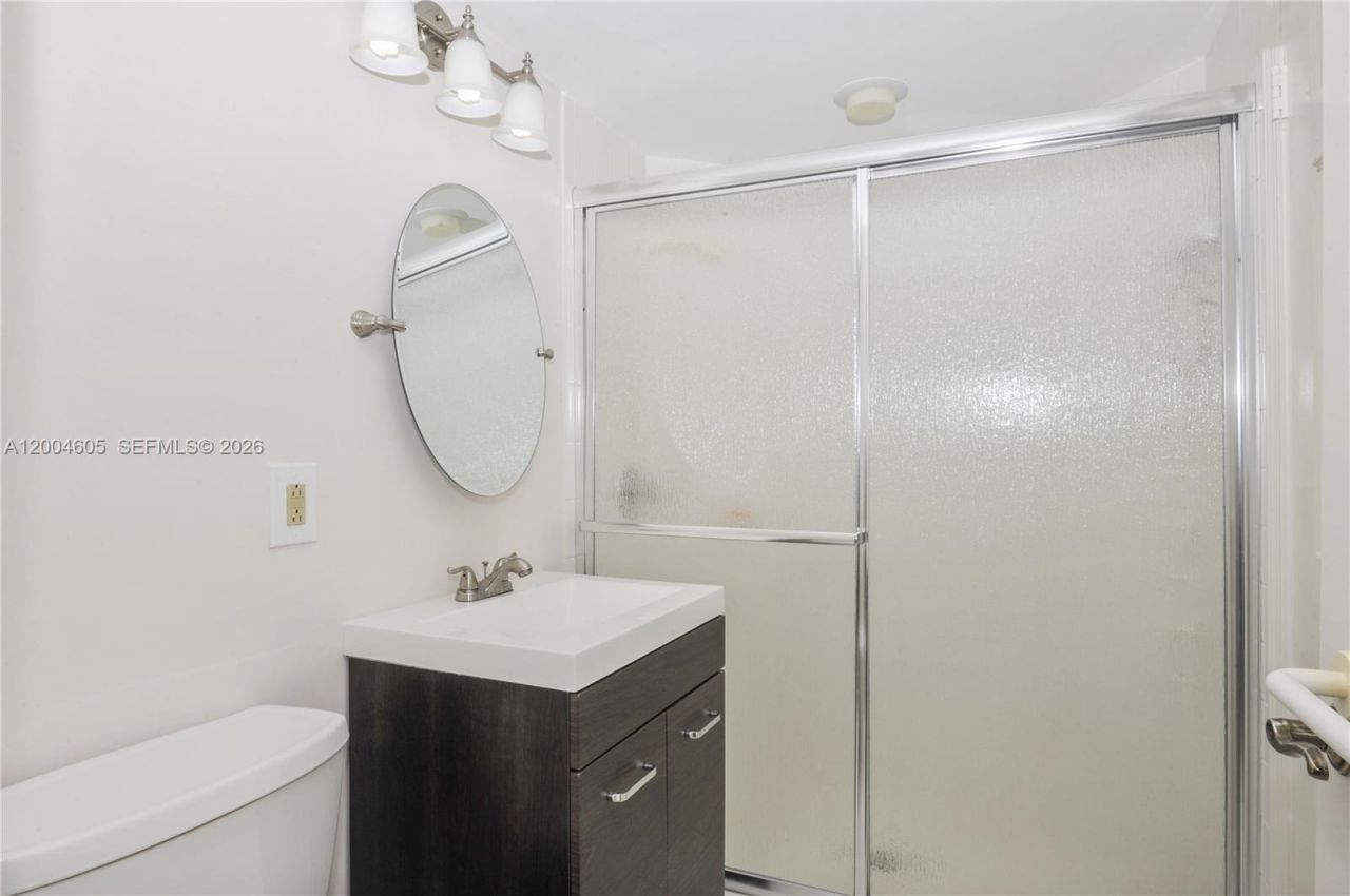 1280 S Alhambra Cir , Unit 2419, Coral Gables, FL 33146 Photo