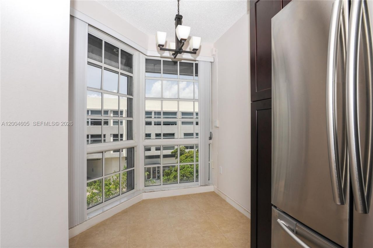 1280 S Alhambra Cir , Unit 2419, Coral Gables, FL 33146 Photo