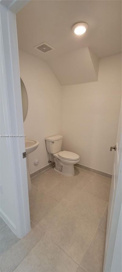 1010 SE 26th Ter , Homestead, FL 33035 Photo