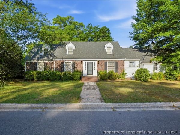 2303 N Barker Street , Lumberton, NC 28358