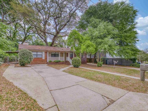 44 Redwood Cir, Pensacola, FL 32506