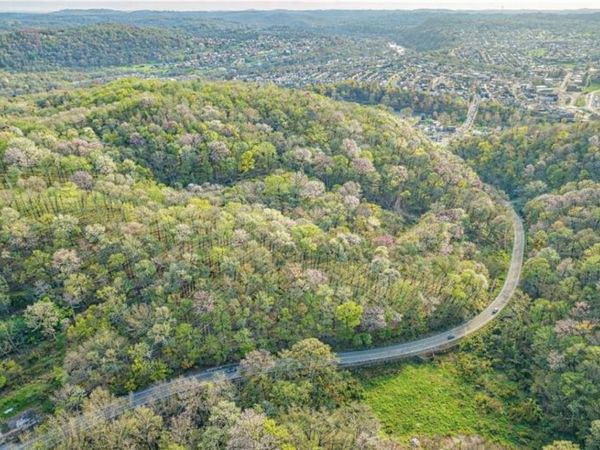 1174 Dime Rd , Vandergrift, PA 15690