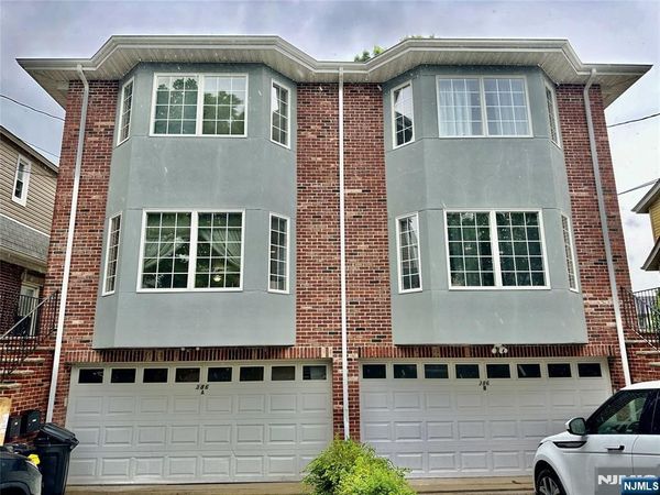 386A Park Avenue, FAIRVIEW, NJ 07022