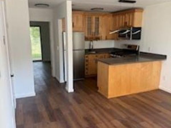 407 Orchard Meadows Dr, Union, NJ 07083