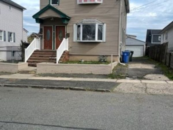 826 E. CURTIS STREET, Unit 2, Linden, NJ 07036