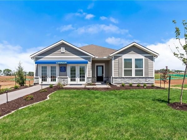 22484 W 214th Terrace, Spring Hill, KS 66083