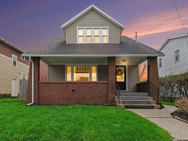 824 Evergreen Street SE, Grand Rapids, MI 49507