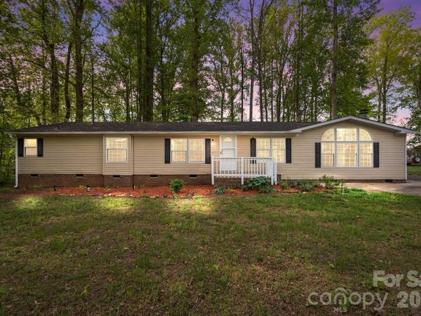 117 Clove Lane, Statesville, NC 28677
