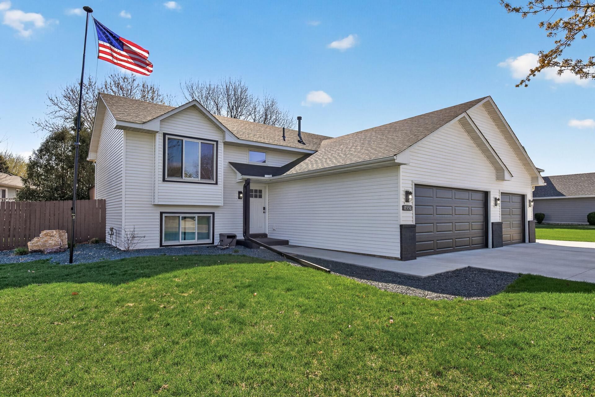 17558 Fieldcrest Avenue, Farmington, MN 55024