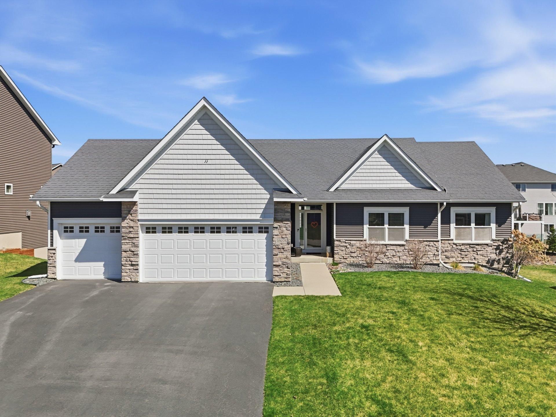 19276 Hilldale Avenue, Lakeville, MN 55044