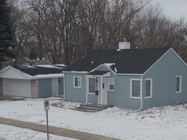 17092 Jodave Avenue , Hazel Crest, IL 60429