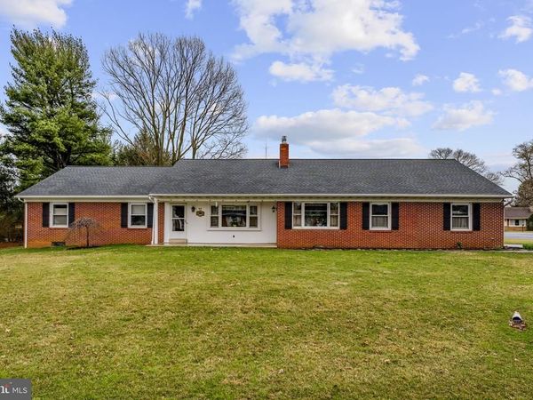 77 GLENDALE DRIVE , LANCASTER, PA 17602