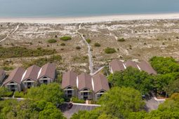 1391 Pelican Watch Villas photo 4