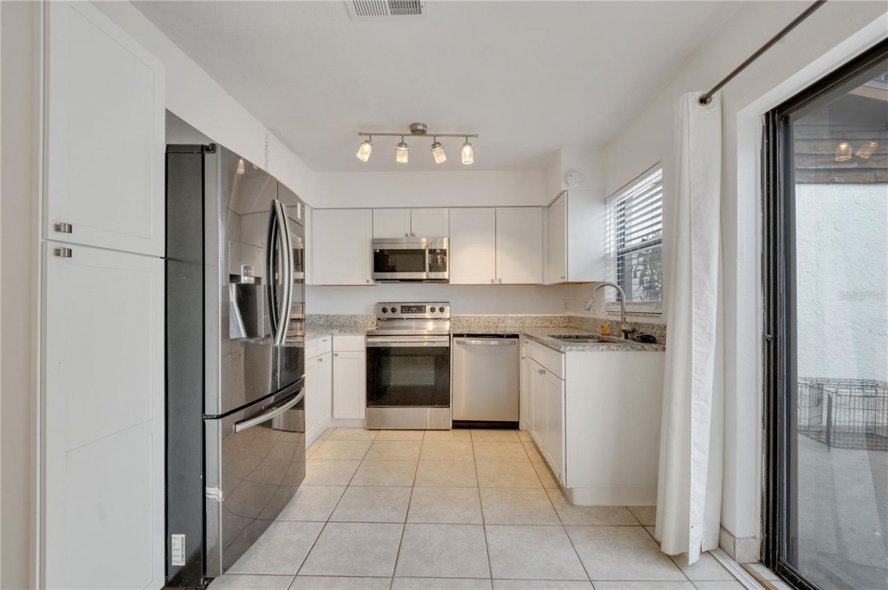 9426 Lake Lotta Circle, Gotha, FL 34734 Photo