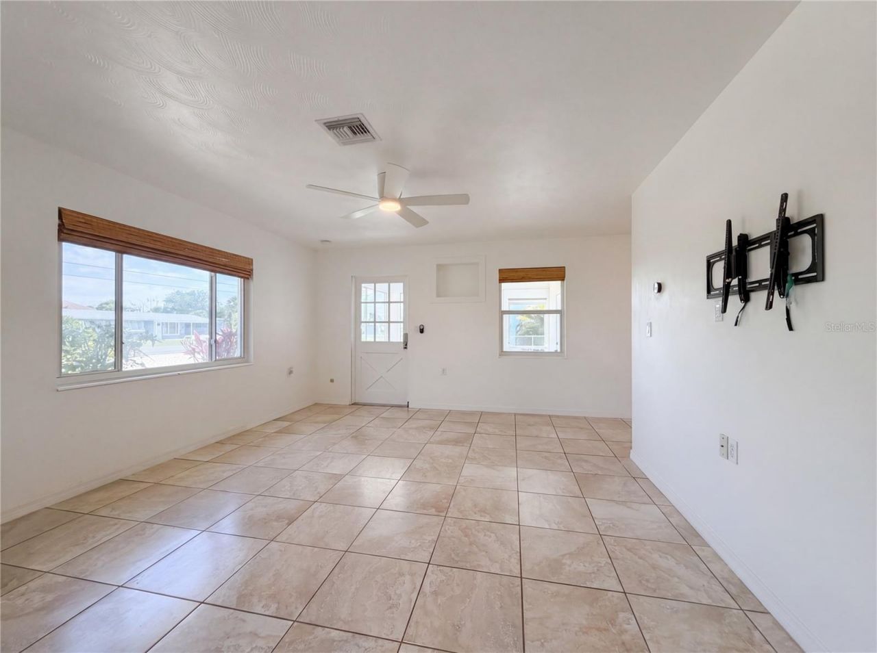 829 E 4th Street, Englewood, FL 34223 Photo