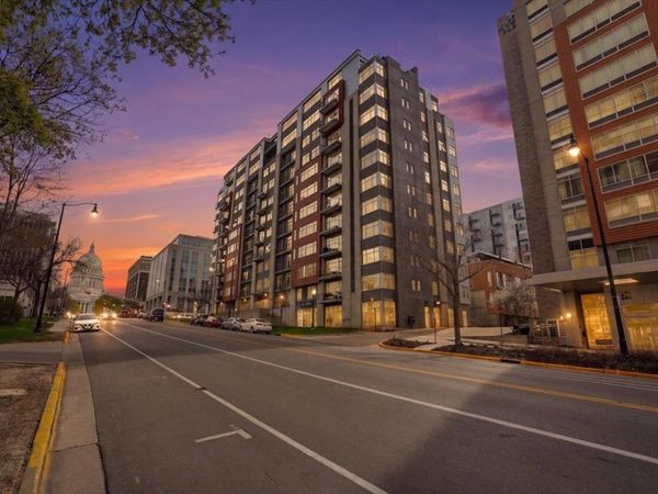 309 W Washington Avenue, Unit 311, Madison, WI 53703