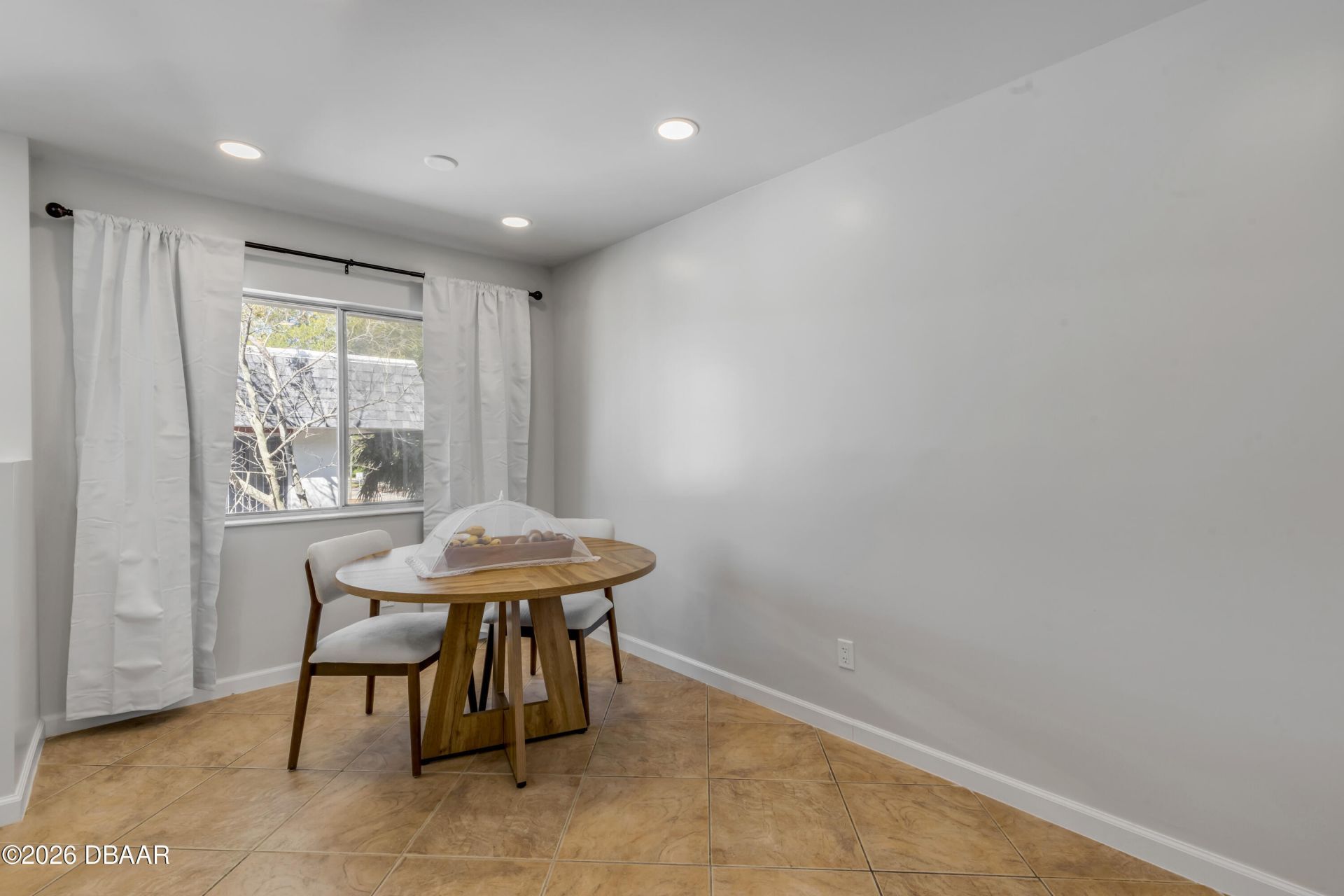 303 Ridge Boulevard, Unit 210, Daytona Beach, FL 32119 Photo