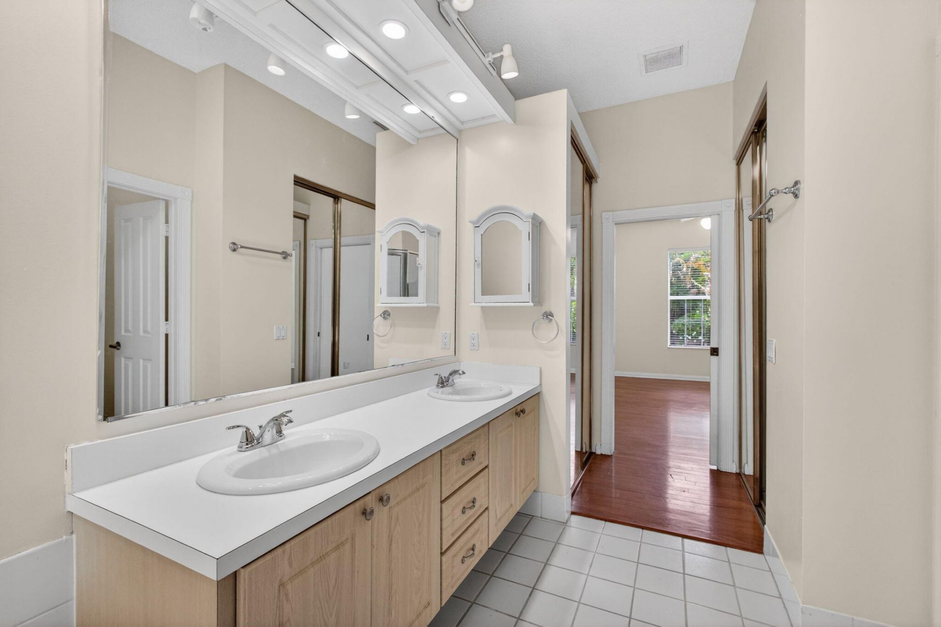 8773 Wakefield Drive, Palm Beach Gardens, FL 33410 Photo