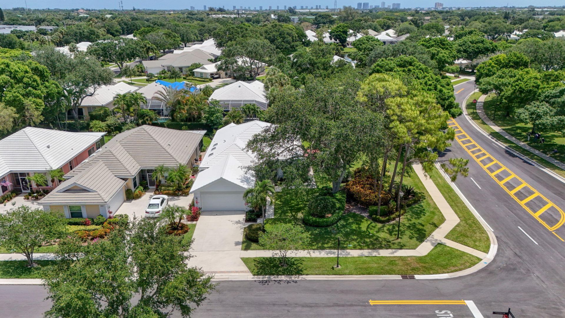 8773 Wakefield Drive, Palm Beach Gardens, FL 33410 Photo