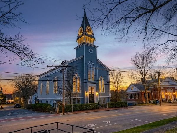 143 Main St, Sandwich, MA 02563