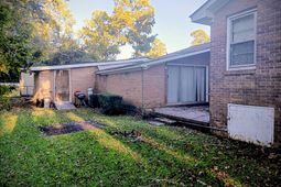 841 Adden Street photo 4