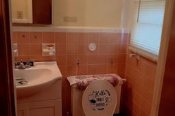 841 Adden Street photo 4