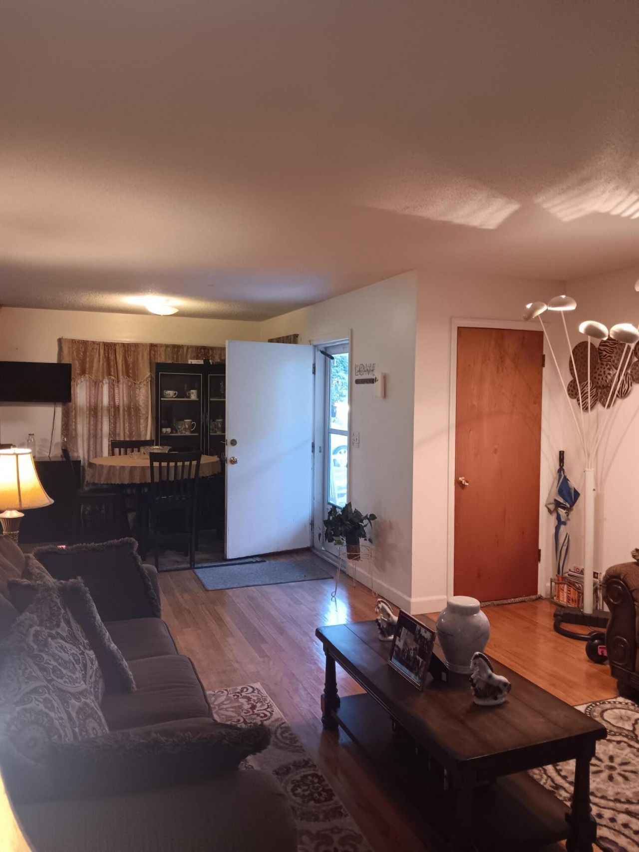 841 Adden Street Photo 9