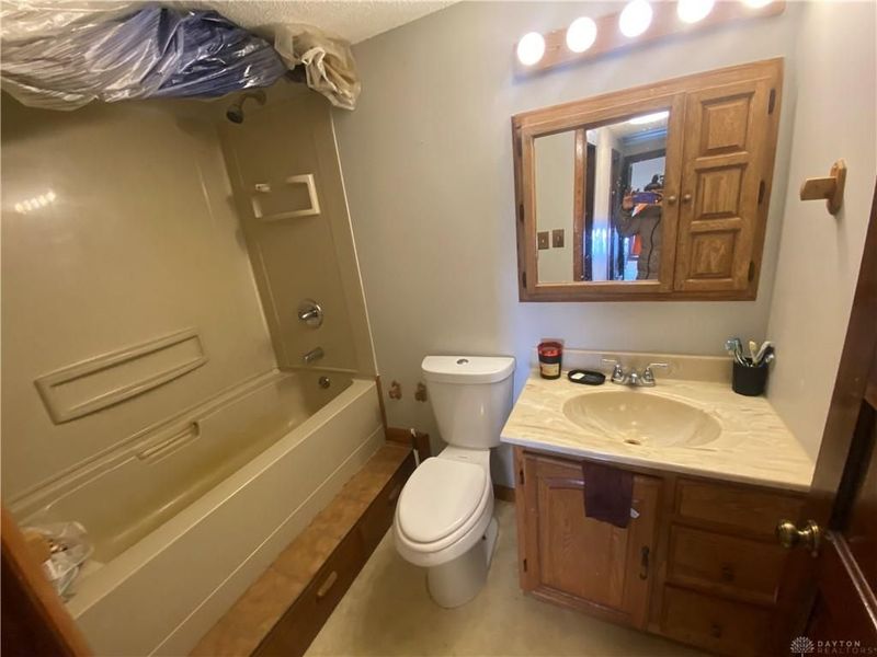 212 N Urbana Street, South Vienna, OH 45369 Photo 17