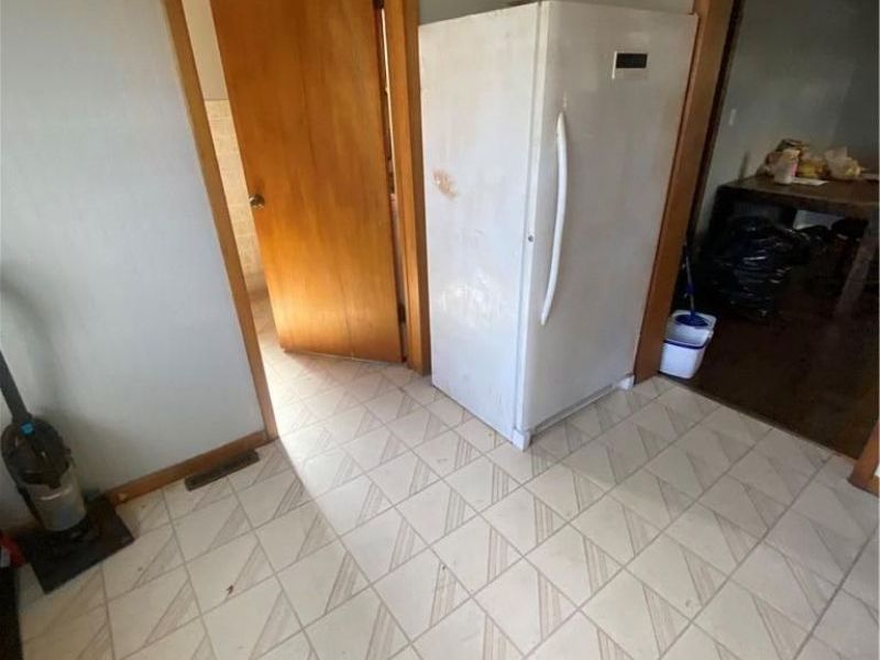 212 N Urbana Street, South Vienna, OH 45369 Photo 5