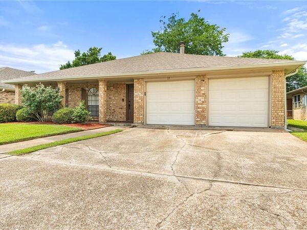 33 CLEVNER Drive, Kenner, LA 70065