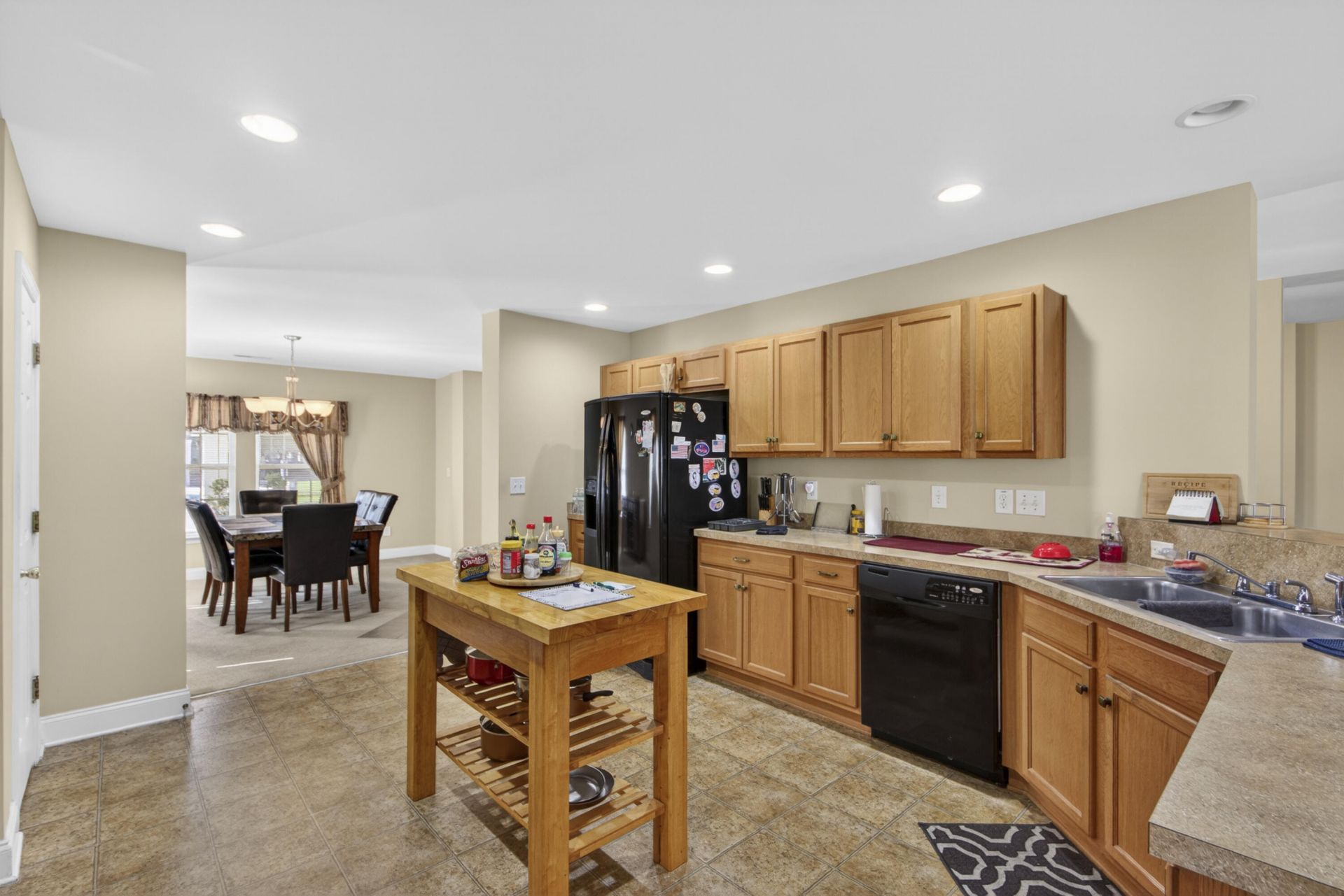 414 Glenmore Drive Photo 15