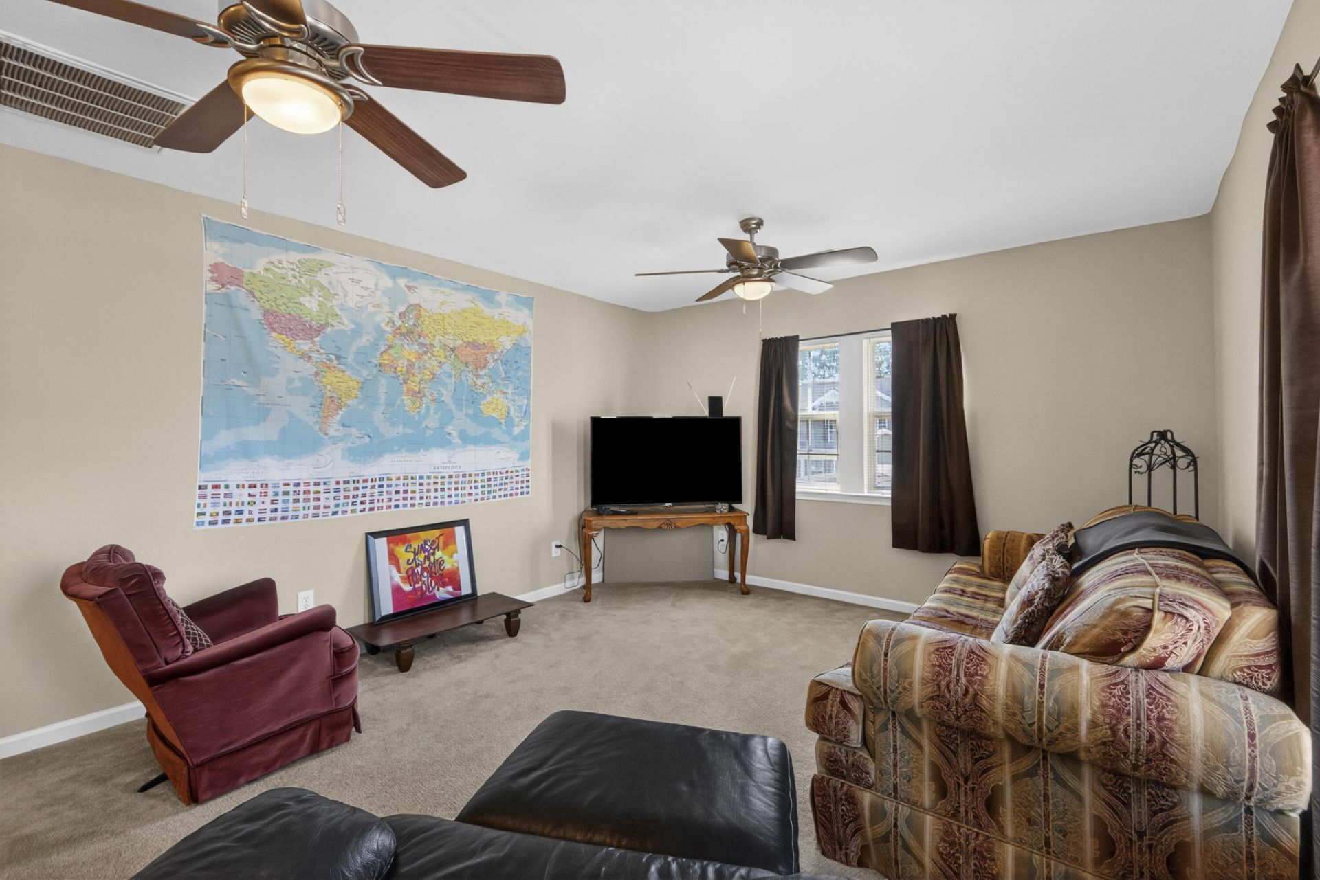 414 Glenmore Drive Photo 21