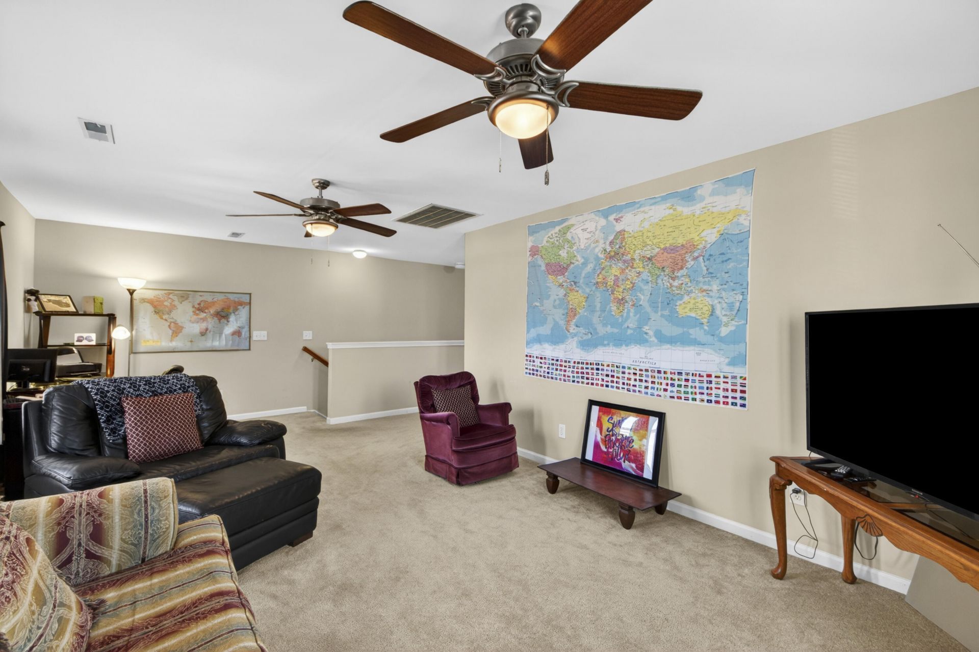 414 Glenmore Drive Photo 22