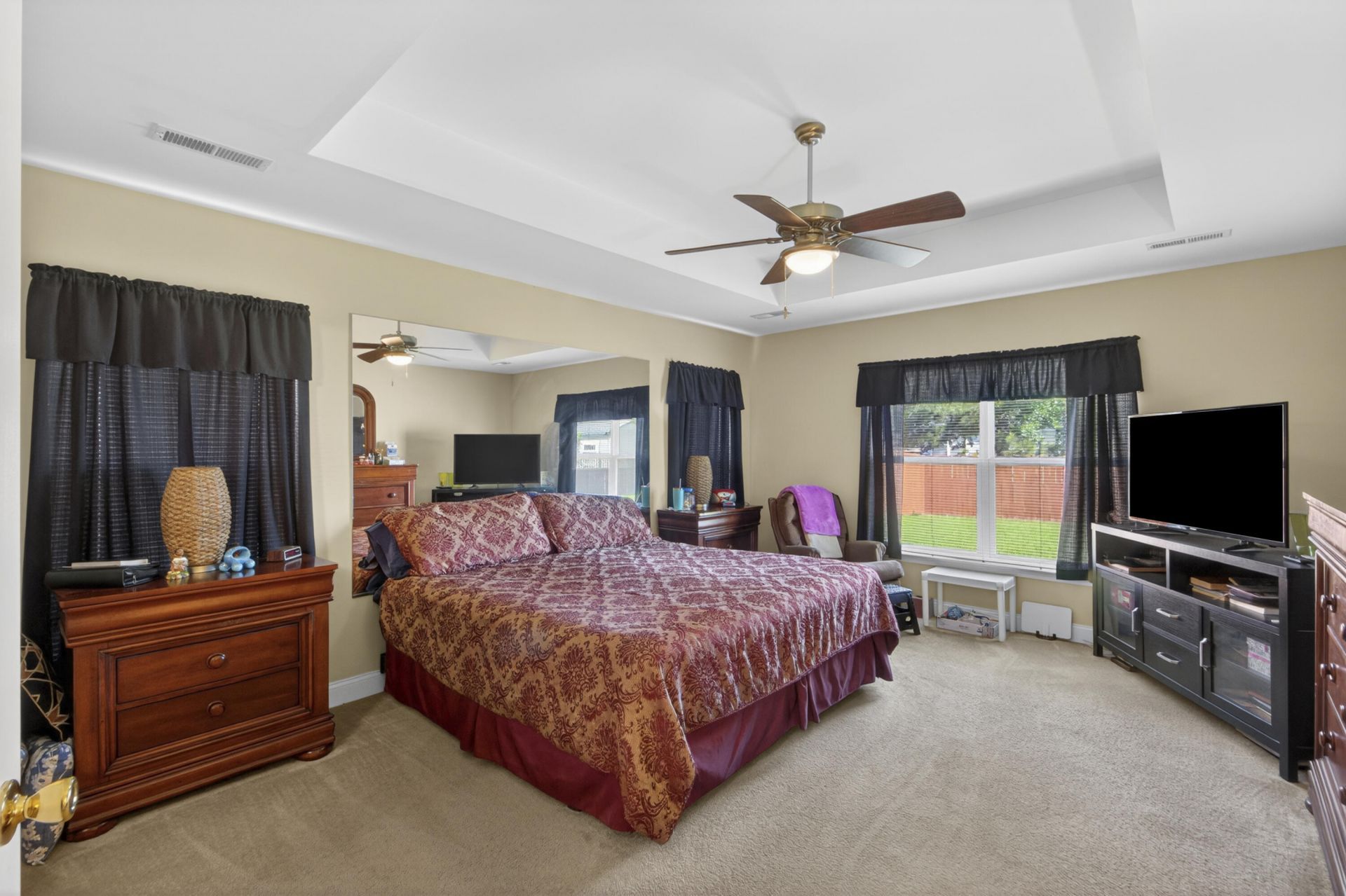 414 Glenmore Drive Photo 28