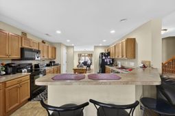 414 Glenmore Drive photo 4