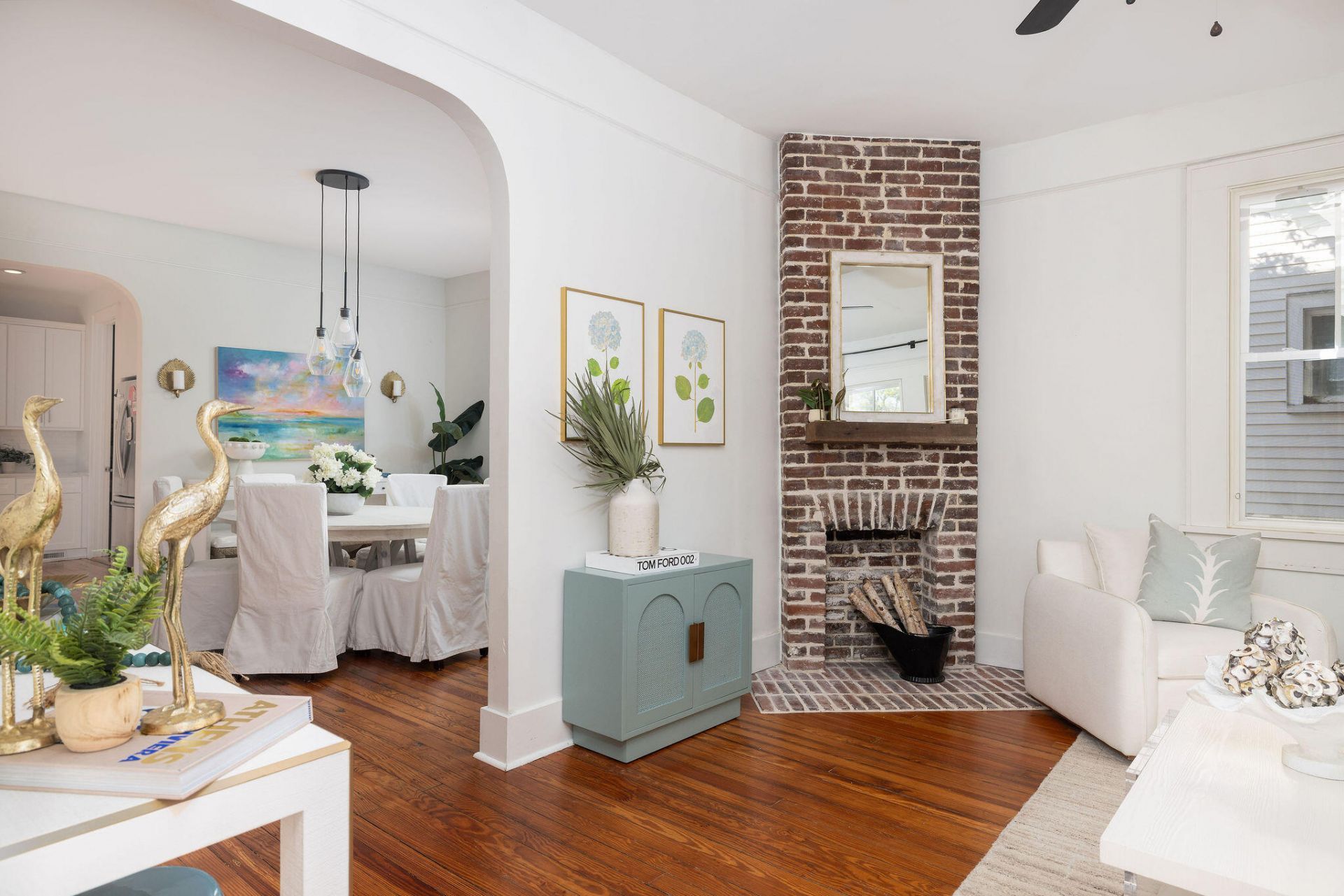 21 Cleveland Street Photo 11