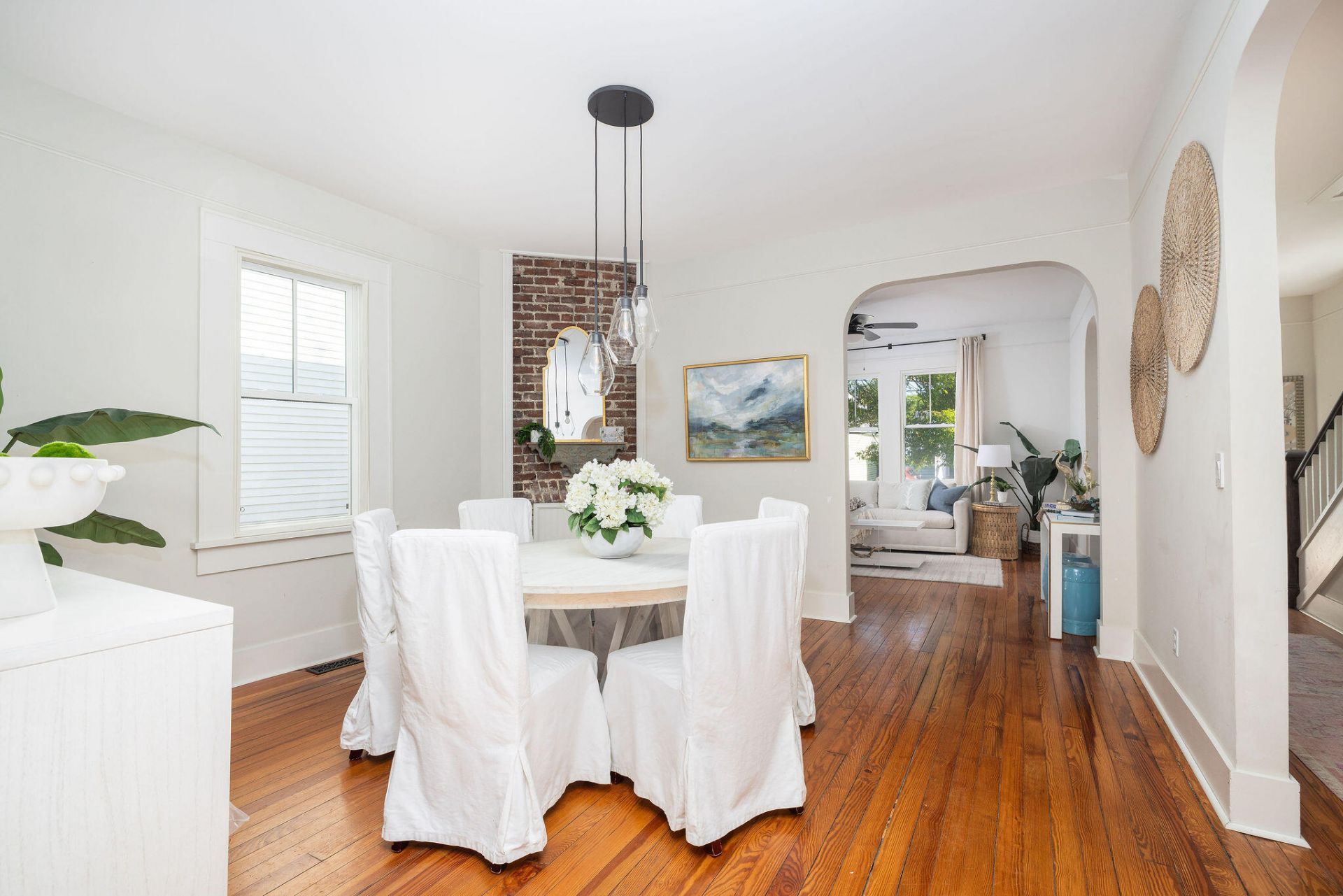 21 Cleveland Street Photo 17