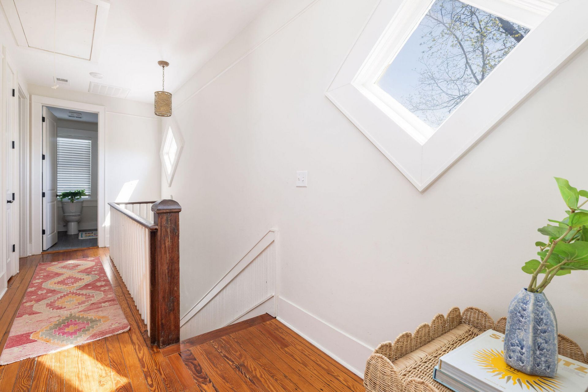 21 Cleveland Street Photo 33