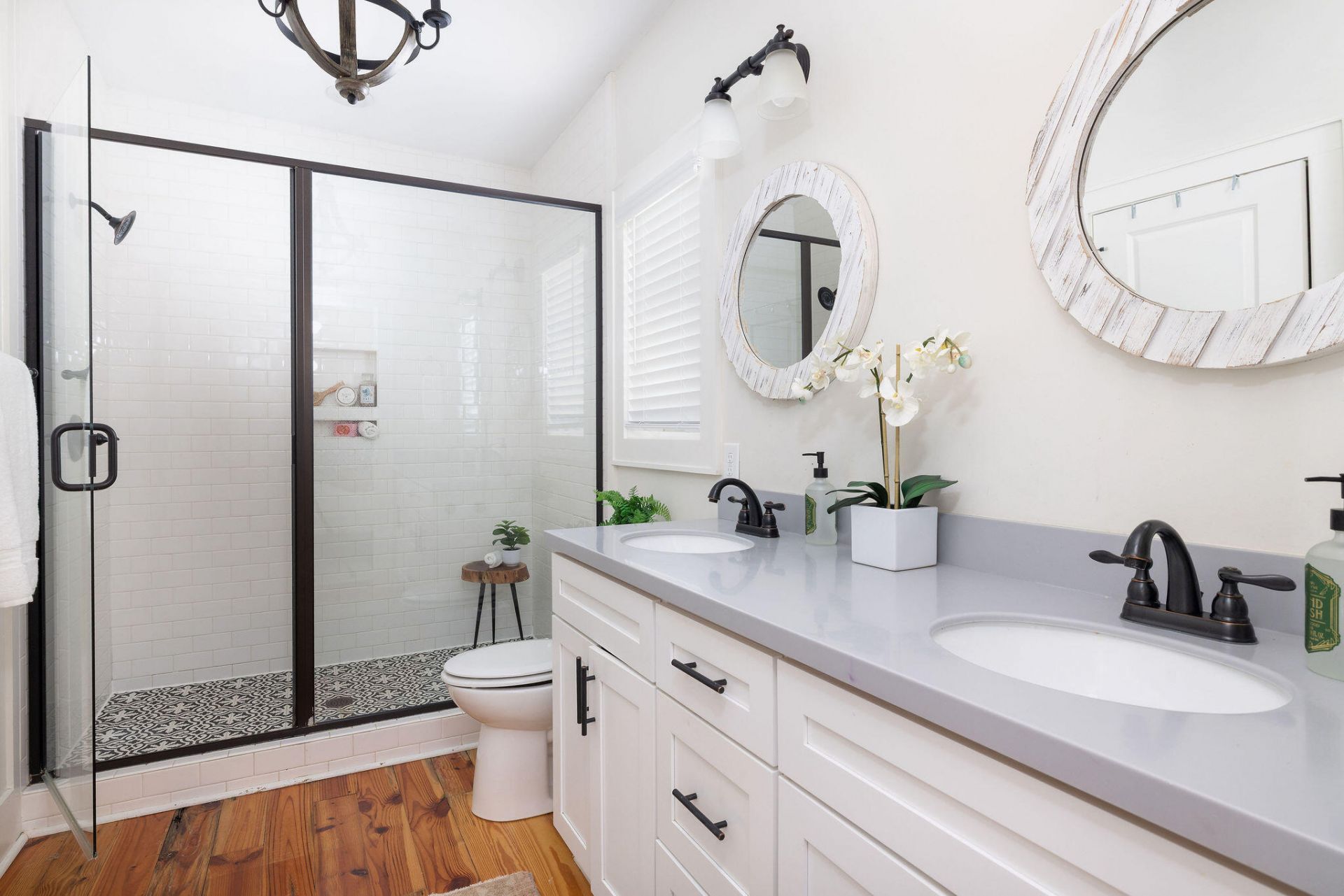 21 Cleveland Street Photo 37