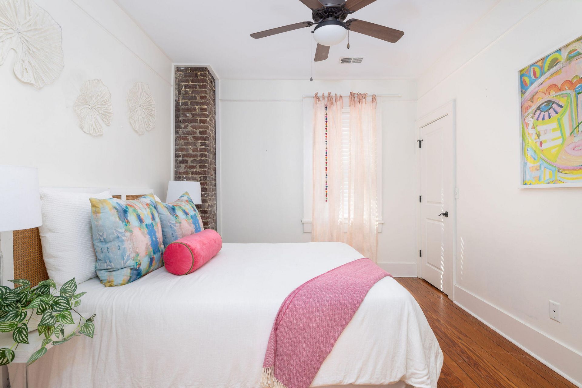 21 Cleveland Street Photo 42