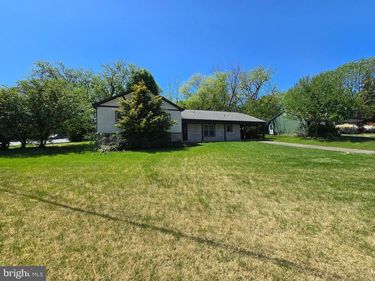 1600 CHAIN BRIDGE ROAD , MCLEAN, VA 22101