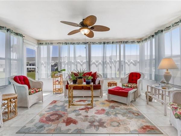 7079 Esquire CT, FORT MYERS, FL 33919